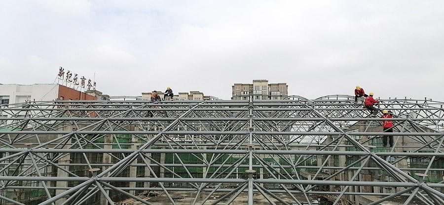 安庆市十四中学迁址新建工程风雨操场钢结构工程