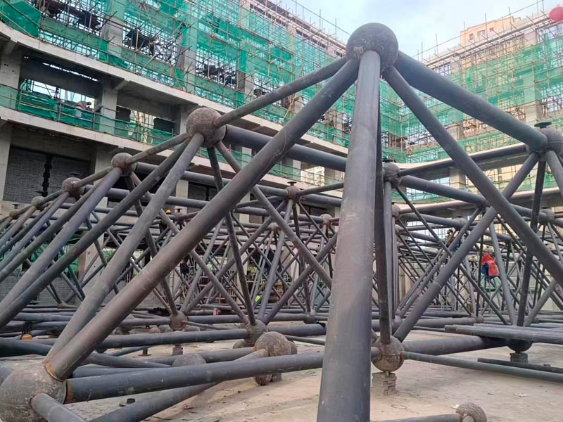 天津海河传媒中心新闻安全设施及新闻纸储备库焊接球网架工程
